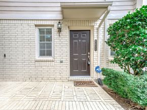 1422 Crocker Street, Houston TX 77019