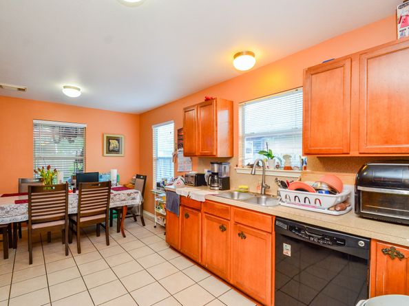 6039 Lark Haven Lane, Houston TX 77085