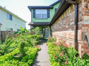 6039 Lark Haven Lane, Houston TX 77085