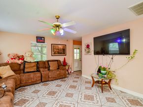 6039 Lark Haven Lane, Houston TX 77085