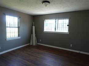 4825 Weaver Road, Houston TX 77016
