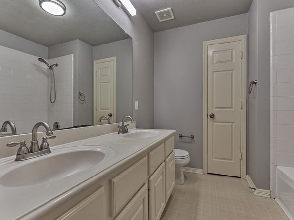 151 Bristol Bend Circle, The Woodlands TX 77382