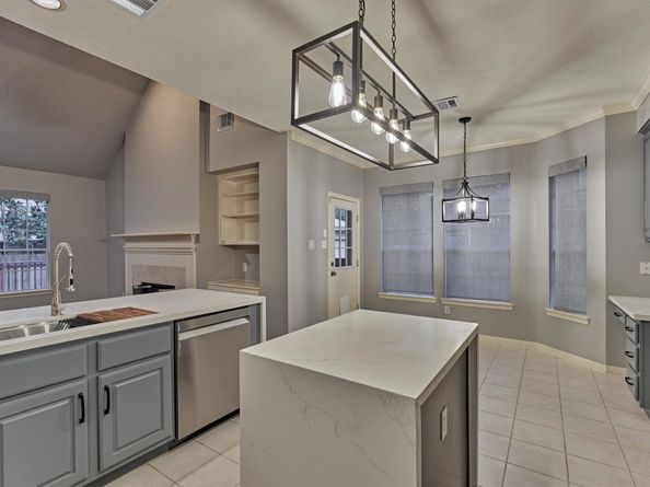 151 Bristol Bend Circle, The Woodlands TX 77382