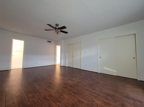 2700 Bellefontaine Street B1, Houston TX 77025