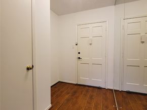 2700 Bellefontaine Street B1, Houston TX 77025