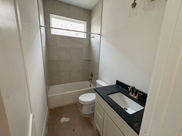 13315 Valley Orchard, Tomball TX 77375