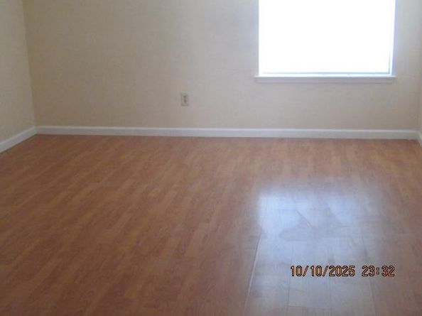 7064 Greenway Chase Street, Houston TX 77072