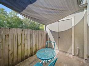 8100 Cambridge Street 61, Houston TX 77054