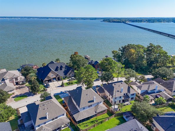19314 Aquatic Drive, Humble TX 77346
