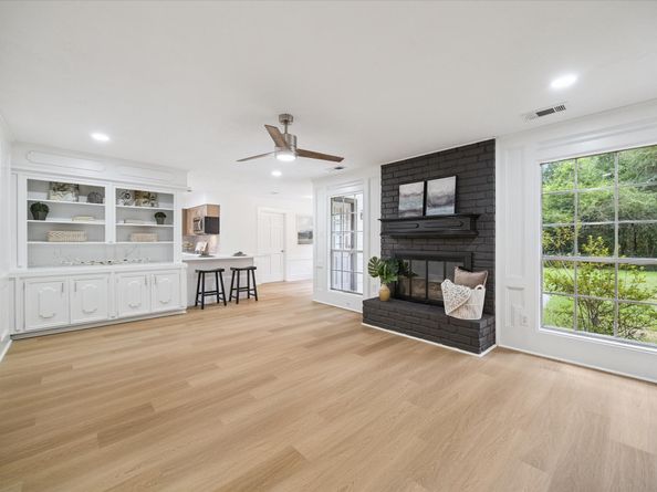 2502 Riverlawn Drive, Kingwood TX 77339