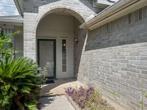 5418 Forest Bridge Way, Houston TX 77066