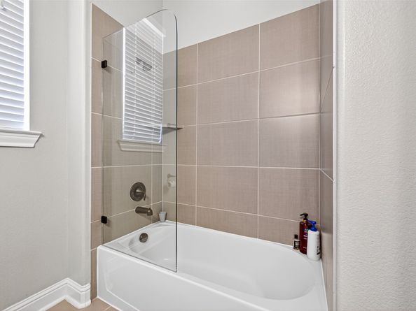 46 Sundown Ridge Place, Tomball TX 77375