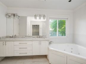 11007 Hillcroft Avenue, Houston TX 77096