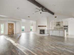 11007 Hillcroft Avenue, Houston TX 77096