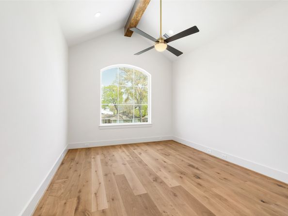 1611 Richelieu Lane, Houston TX 77018