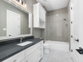 1611 Richelieu Lane, Houston TX 77018