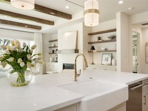 1611 Richelieu Lane, Houston TX 77018