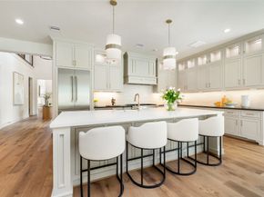 1611 Richelieu Lane, Houston TX 77018
