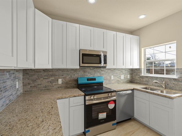 7754 Avenue J, Houston TX 77012