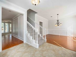 5211 Gladehill Drive, Houston TX 77345