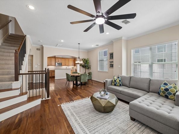 5610 Kiam Street B, Houston TX 77007