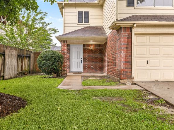 6723 Bayou Crest Drive, Houston TX 77088
