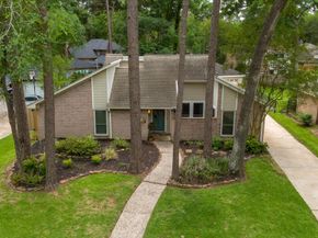 2046 Riverlawn Drive, Kingwood TX 77339