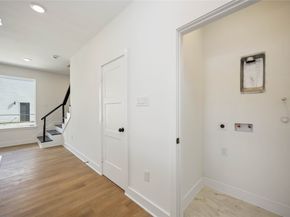 4501 Newberry Street AD, Houston TX 77051