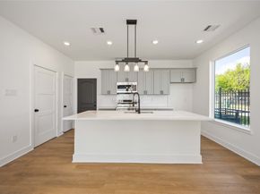 4501 Newberry Street AD, Houston TX 77051
