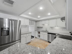 10834 Briar Forest Drive 42, Houston TX 77042