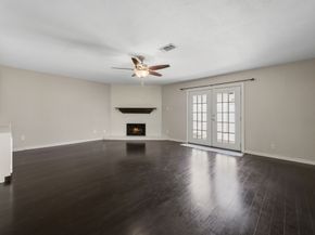 10834 Briar Forest Drive 42, Houston TX 77042