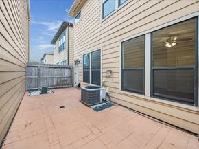 1376 Studer Street, Houston TX 77007