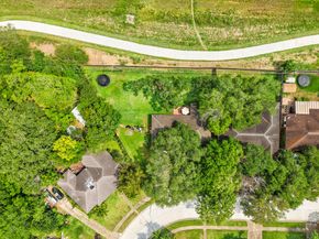 5242 Sanford Road, Houston TX 77035