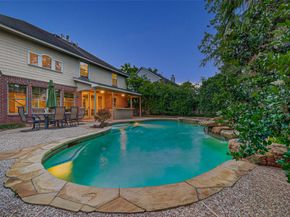 10 Mirror Ridge Drive, The Woodlands TX 77382