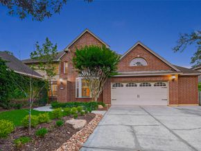 10 Mirror Ridge Drive, The Woodlands TX 77382
