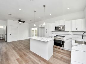 4406 LARKSPUR Avenue, Houston TX 77051