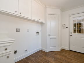 7506 Creekwood Drive, Houston TX 77063