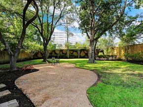 7506 Creekwood Drive, Houston TX 77063