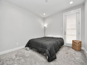 3305 Daphne Street, Houston TX 77021