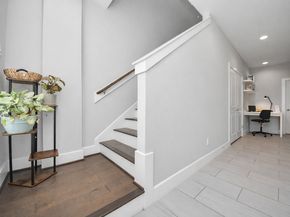 3305 Daphne Street, Houston TX 77021