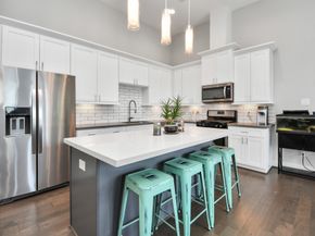 3305 Daphne Street, Houston TX 77021