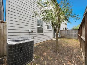 3305 Daphne Street, Houston TX 77021
