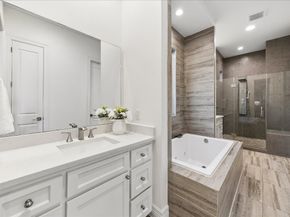 1012 Robin Street, Houston TX 77019
