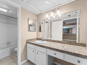 2100 Tanglewilde Street 404, Houston TX 77063