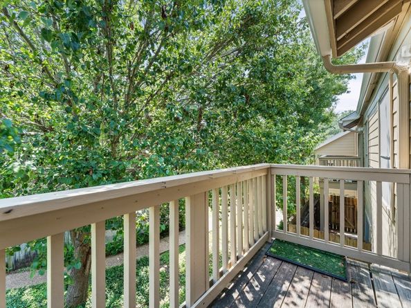 2100 Tanglewilde Street 404, Houston TX 77063