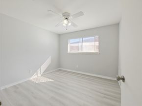 8818 Roos Road, Houston TX 77036