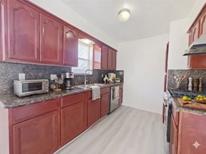 8818 Roos Road, Houston TX 77036