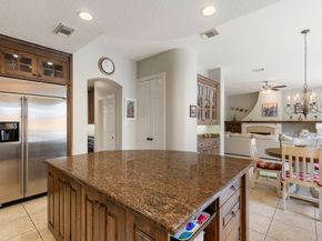 107 E Mirror Ridge Circle, The Woodlands TX 77382