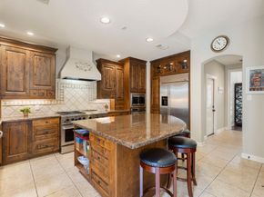 107 E Mirror Ridge Circle, The Woodlands TX 77382