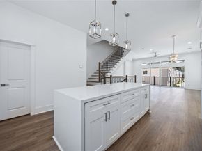 1941 Knoll Square Drive, Houston TX 77080